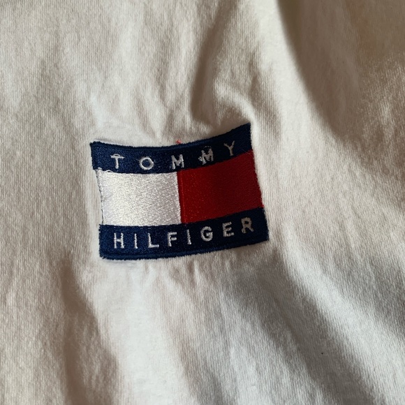VINTAGE TOMMY HILFIGER TEE - Picture 2 of 3